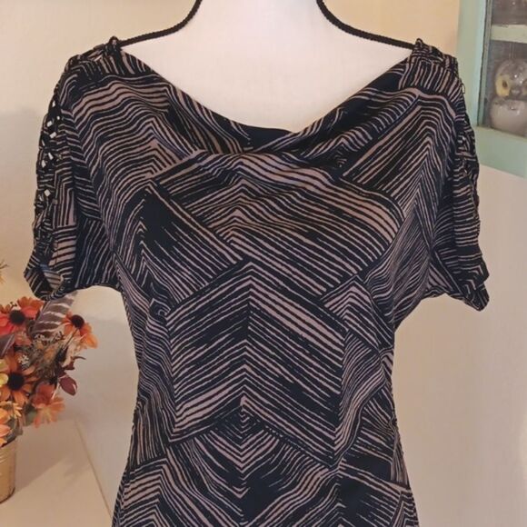 Banana Republic Soft Knit Dress - Picture 2 of 11